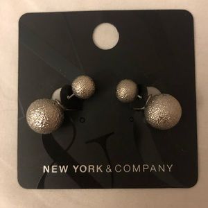 NEW YORK & COMPANY EARRINGS